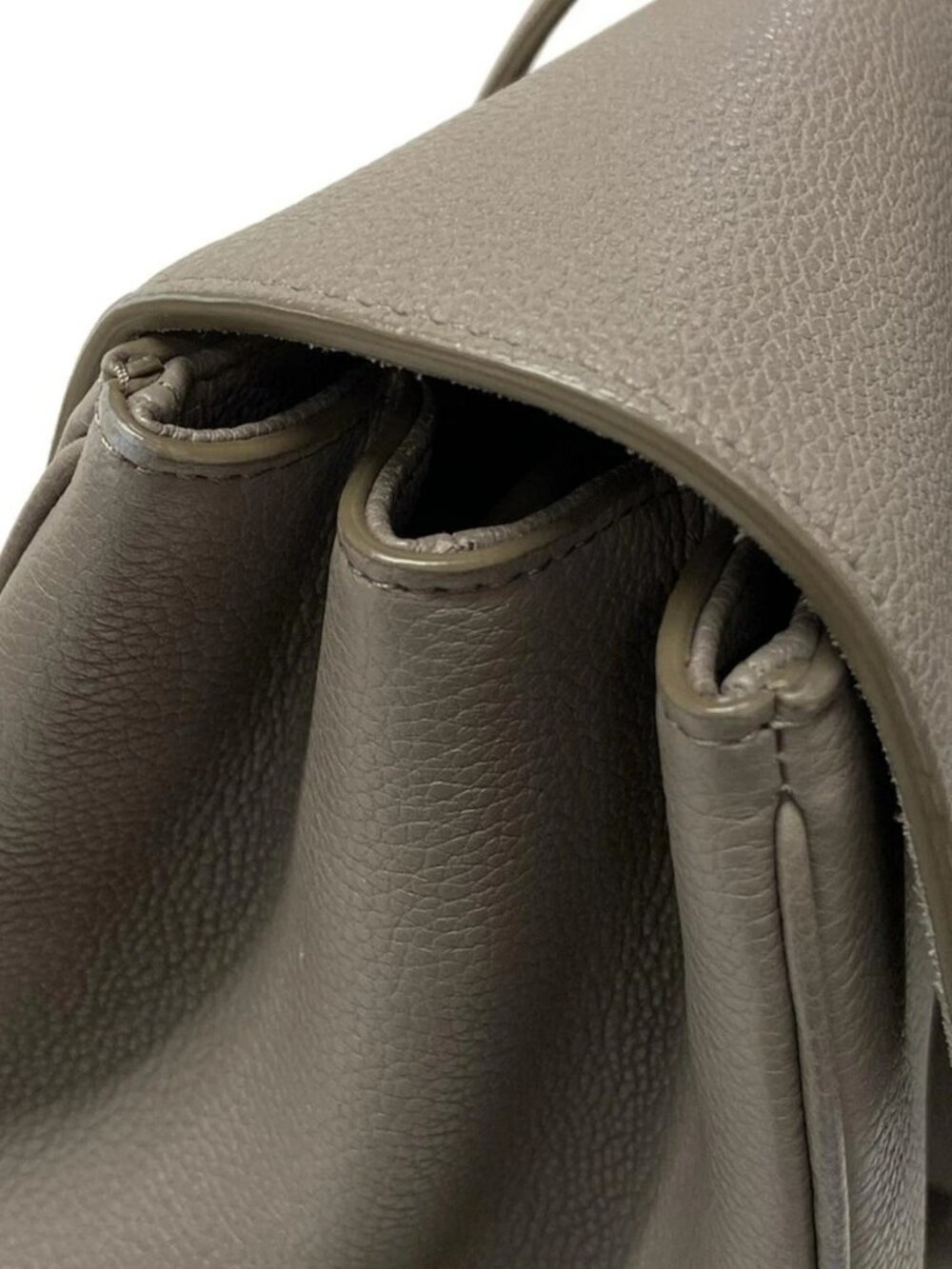 CELINE Large 16 Soft Bag Gray Beige Supple Grained Calfskin Shoulder Bag - Picture 10 of 15